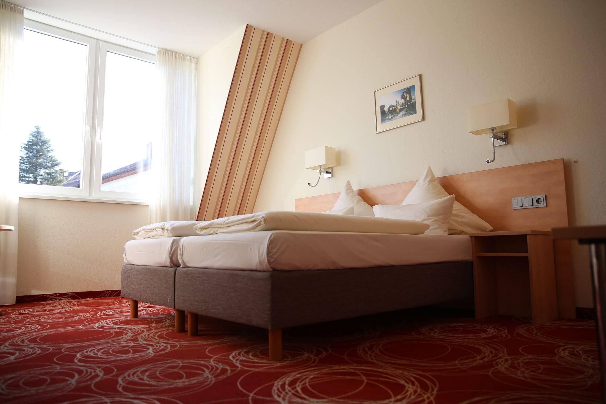 Hotel Loewengarten 斯派尔 外观 照片