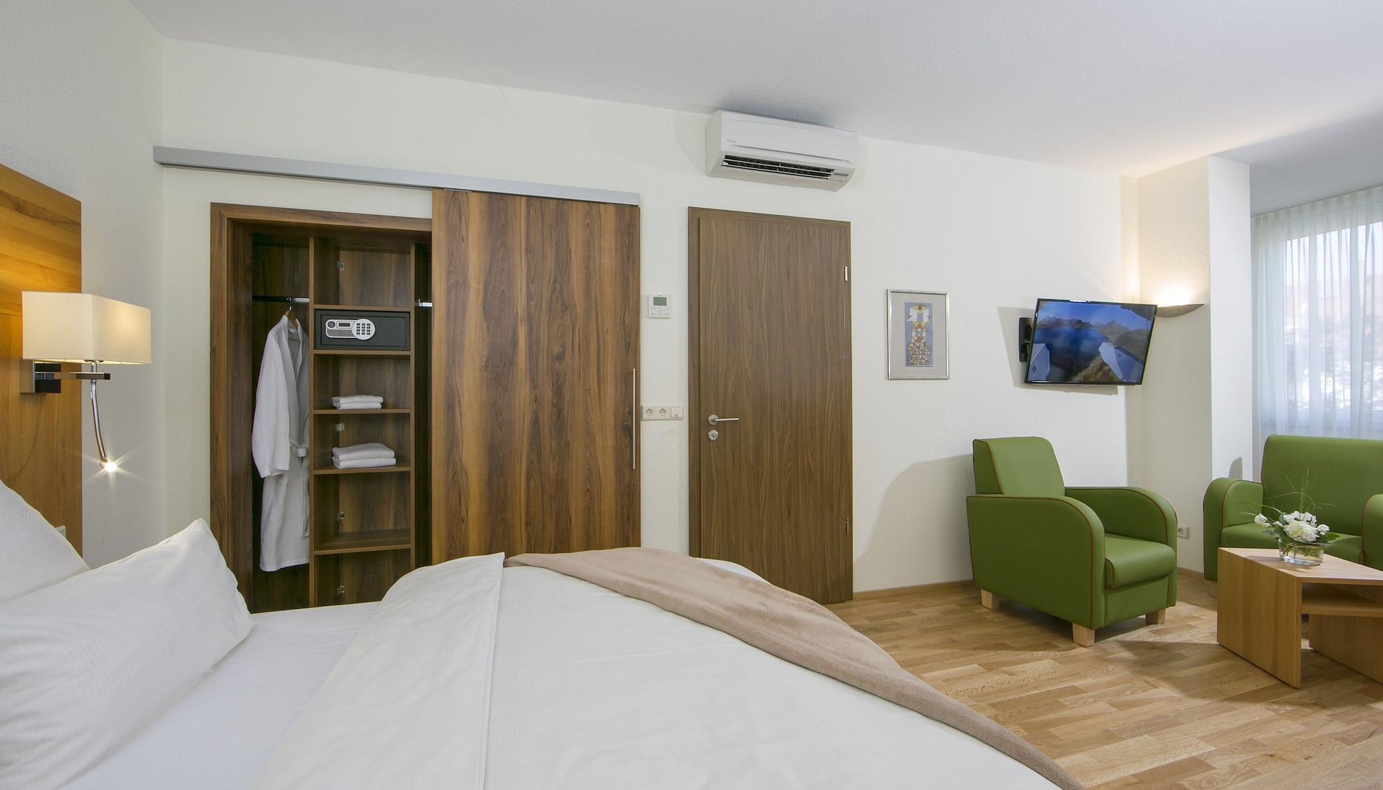 Hotel Loewengarten 斯派尔 外观 照片